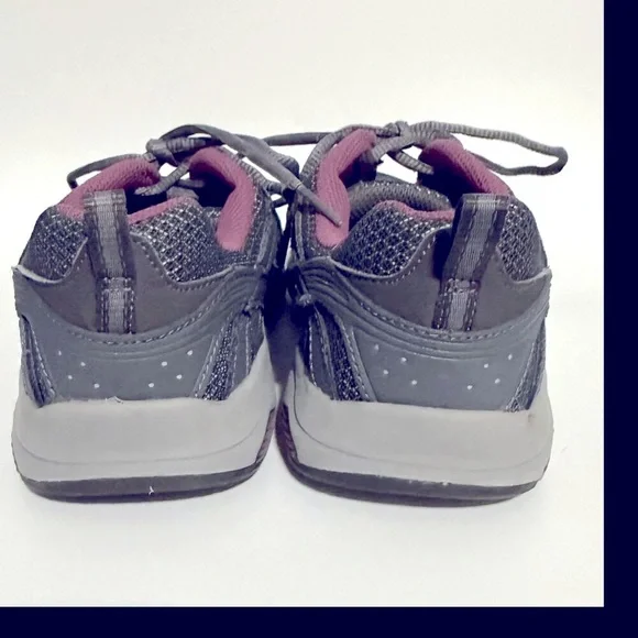 Dr. Scholl’s Women’s Curry Fashion Sneakers – Grey & Magenta - Picture 3 of 6